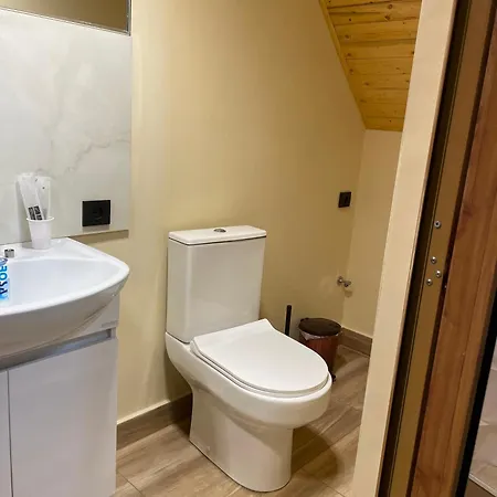 Skyview Apartment Yekhegis Exterior photo